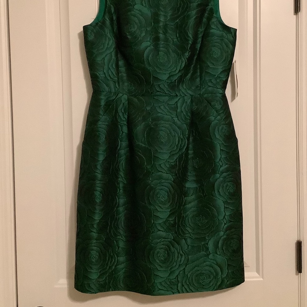 Tahari, size 8,  Christmas Green, Cocktail or social dress